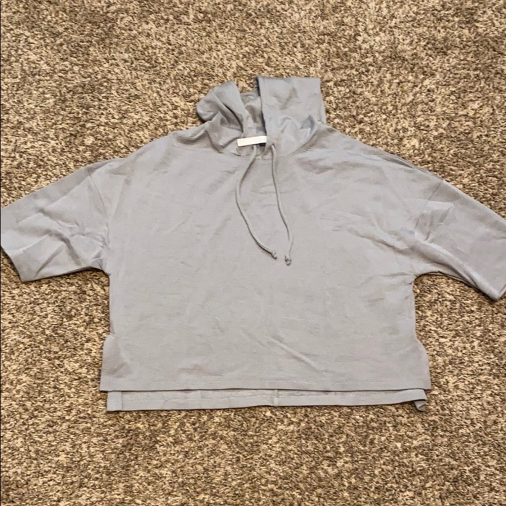 Short sleeve hoodie gray size medium